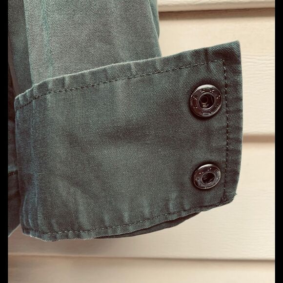 A New Day olive long sleeve denim jacket, almost new. Sequin decorated pockets,M - Picture 5 of 10